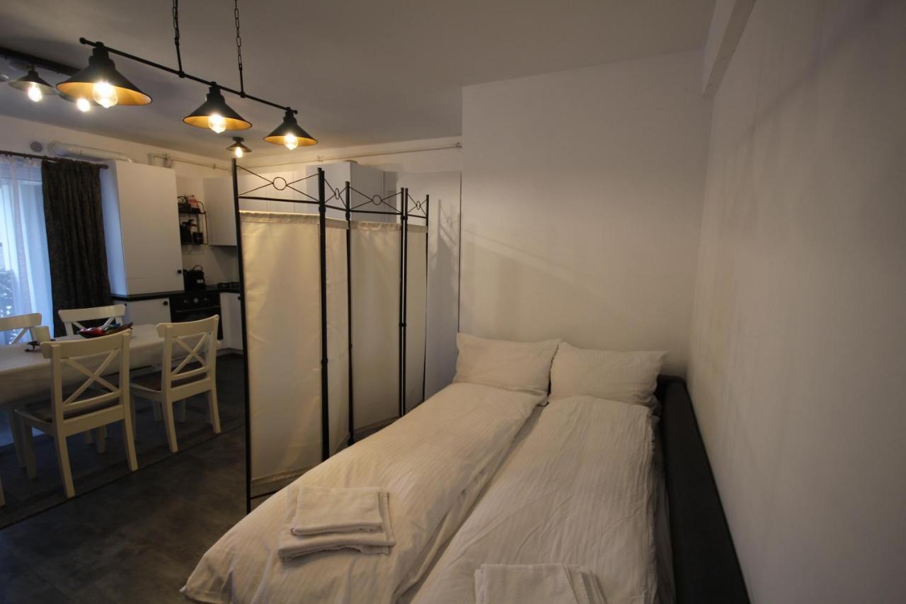 Apartment Francesca Mit Parkplatz Naehe Altstadt Sibiu Exterior foto