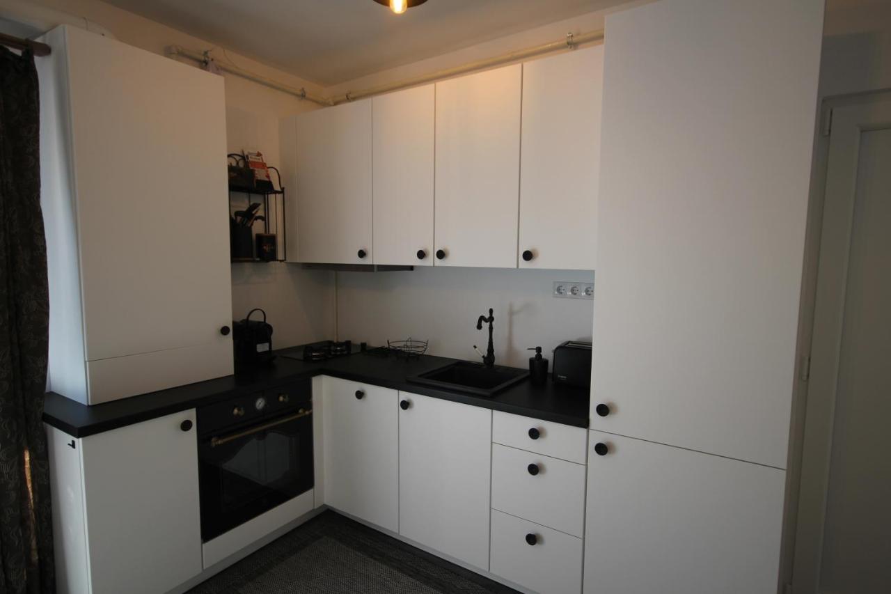 Apartment Francesca Mit Parkplatz Naehe Altstadt Sibiu Exterior foto